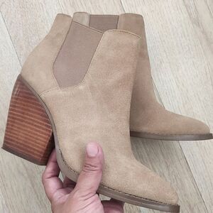 BP Lex Suede Bootie Chesnut Size 9